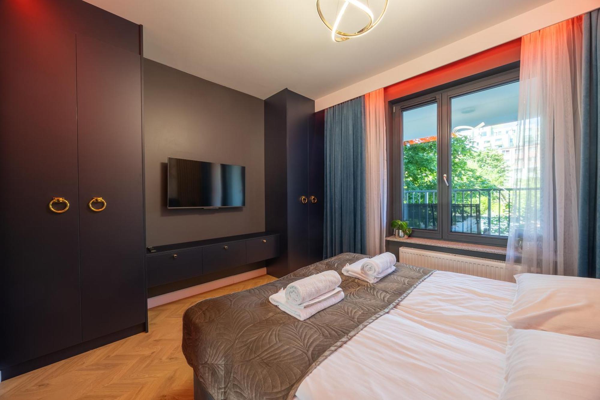 Golden Park Aparthotel شتشيتسين المظهر الخارجي الصورة