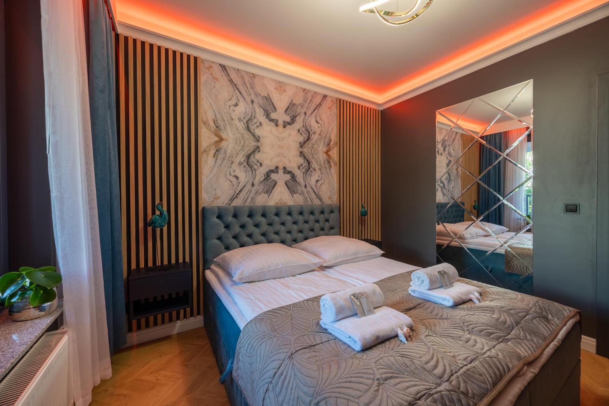 Golden Park Aparthotel شتشيتسين المظهر الخارجي الصورة