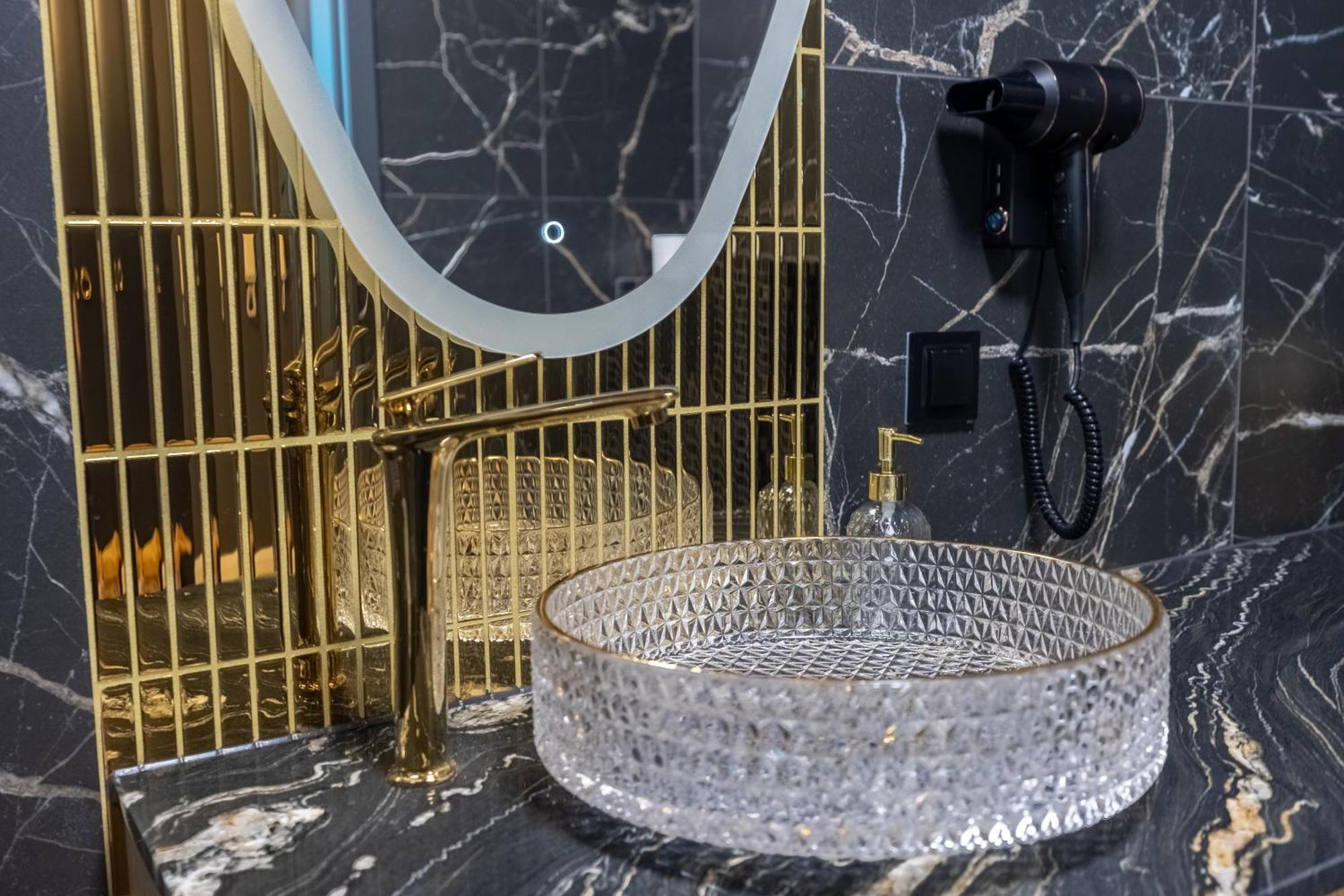 Golden Park Aparthotel شتشيتسين المظهر الخارجي الصورة